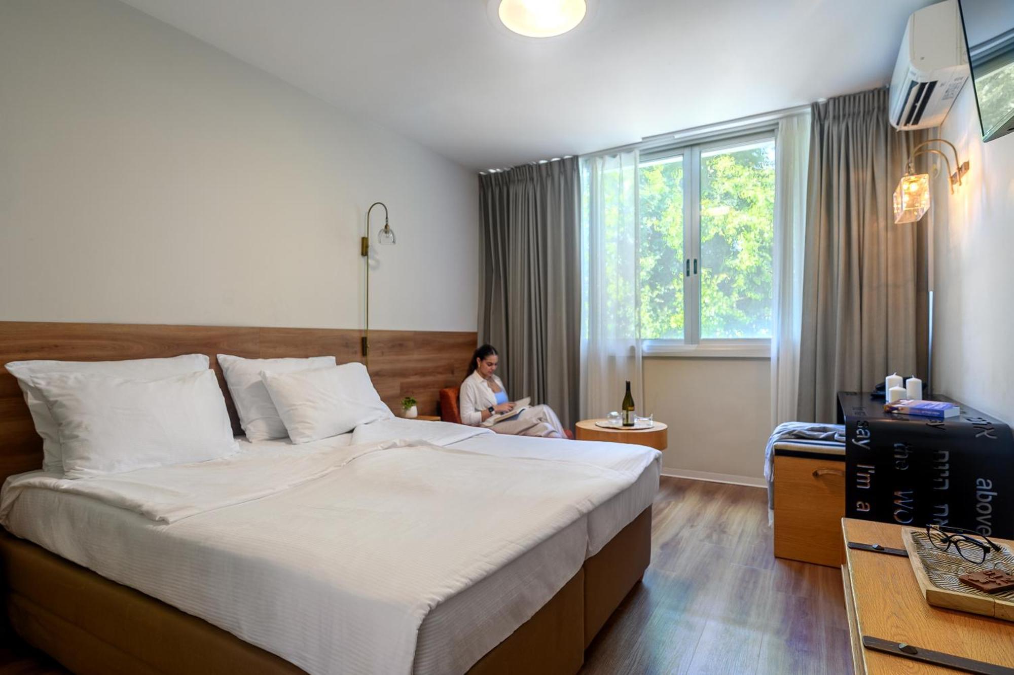 Hotel Beit Maimon Zikhron Ya'akov Δωμάτιο φωτογραφία